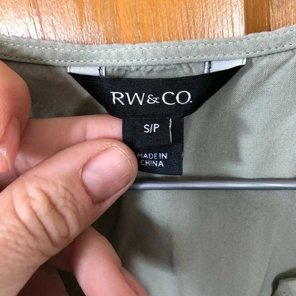 RW&CO. Sleeveless Button Up - Picture 6 of 11